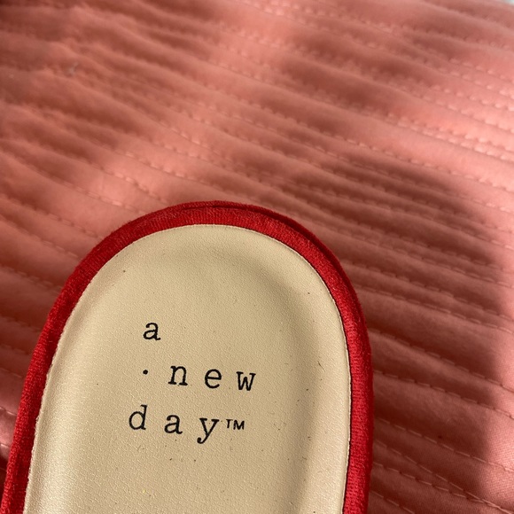 Red a . nee . day sandal, size 9.5 - Picture 6 of 8